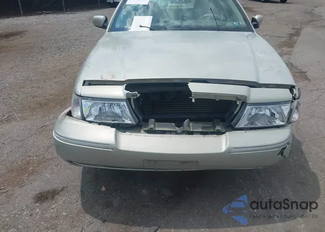 2004 Mercury Grand Marquis Gs из США, поврежденный, VIN 2MEFM74WX4X683434